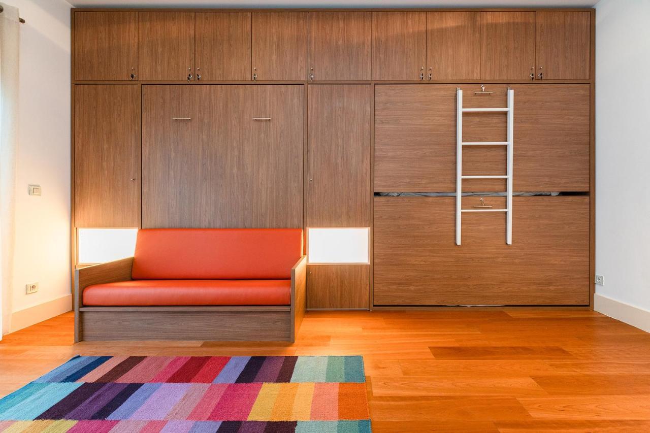 Apartment Warm Ample Space With Wall Beds Lissabon